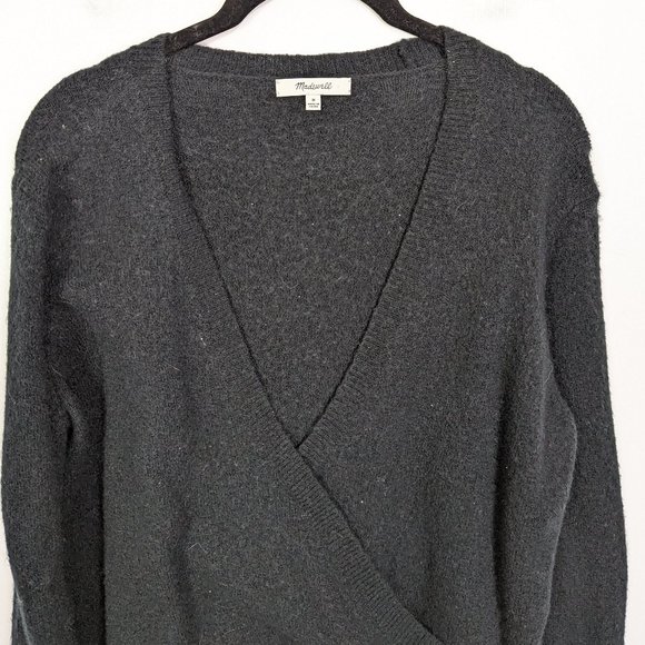 COPY - Madewell Wrap-Front Pullover Sweater in Coziest Yarn in Black Size M - Picture 2 of 8